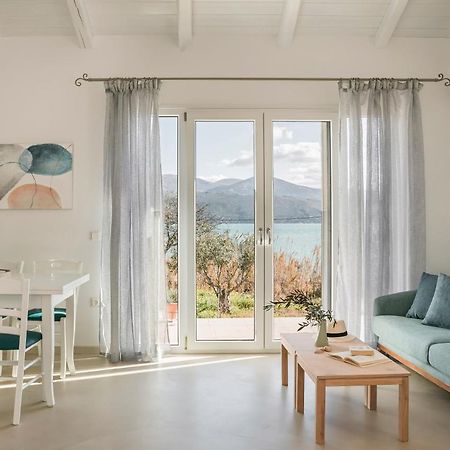 ליקסורי Apollonides Seafront Villa 2 Melete מראה חיצוני תמונה