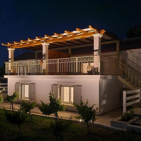 ליקסורי Apollonides Seafront Villa 2 Melete מראה חיצוני תמונה