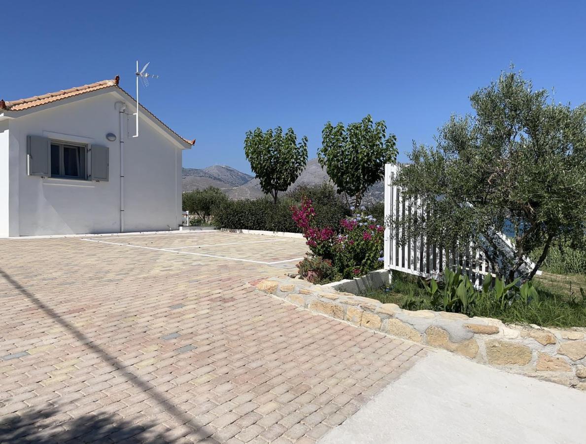 ליקסורי Apollonides Seafront Villa 2 Melete מראה חיצוני תמונה